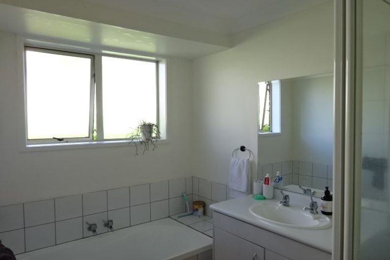 Photo of property in 9 Burnside Court, Rosedale, Auckland, 0632