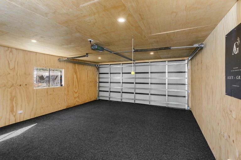 Photo of property in 136 Weston Road, St Albans, Christchurch, 8052