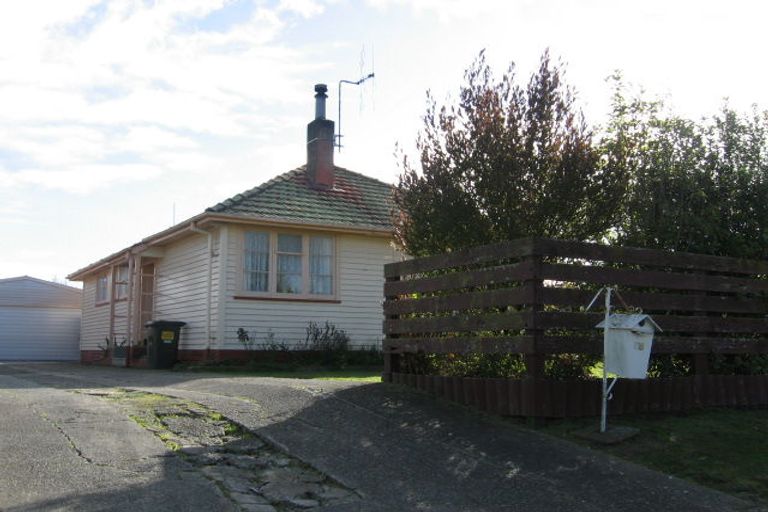 Photo of property in 38 Collins Crescent, Feilding, 4702