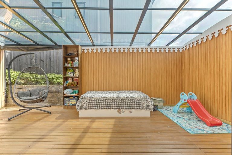 Photo of property in 36a Crestview Rise, Papakura, 2110