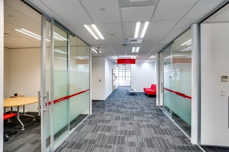 Photo of property in 28 Dickens Street, Owhata, Rotorua, 3010