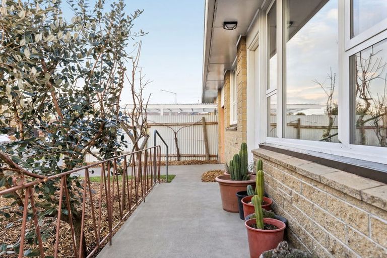Photo of property in 2/283 Lyttelton Street, Spreydon, Christchurch, 8024