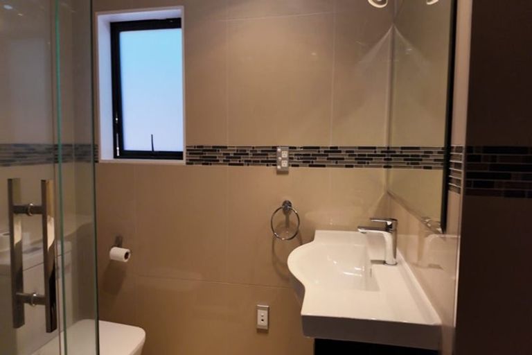 Photo of property in 28a Prangley Avenue, Mangere, Auckland, 2022