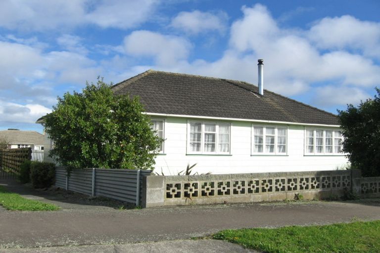 Photo of property in 44 Clyde Crescent, Roslyn, Palmerston North, 4414