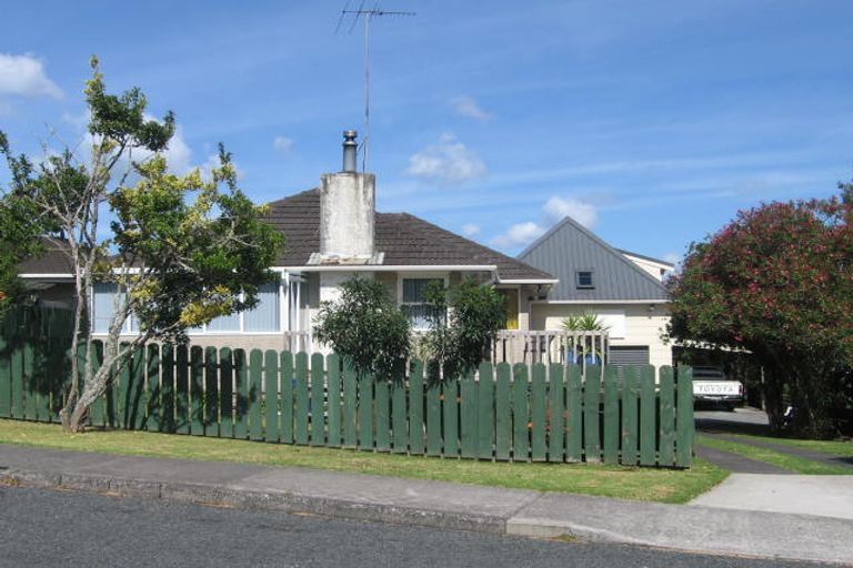 Photo of property in 87 Marlborough Avenue, Glenfield, Auckland, 0629