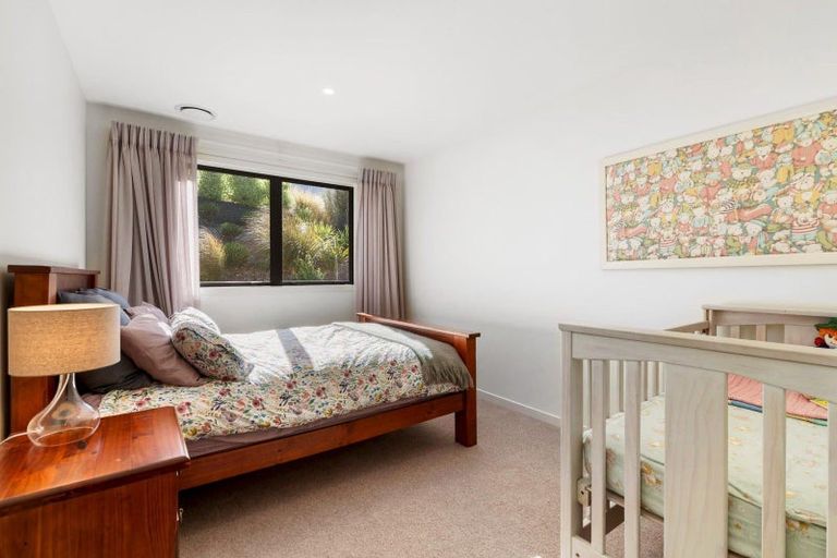 Photo of property in 9 Arran Lane, Jacks Point, Queenstown, 9371