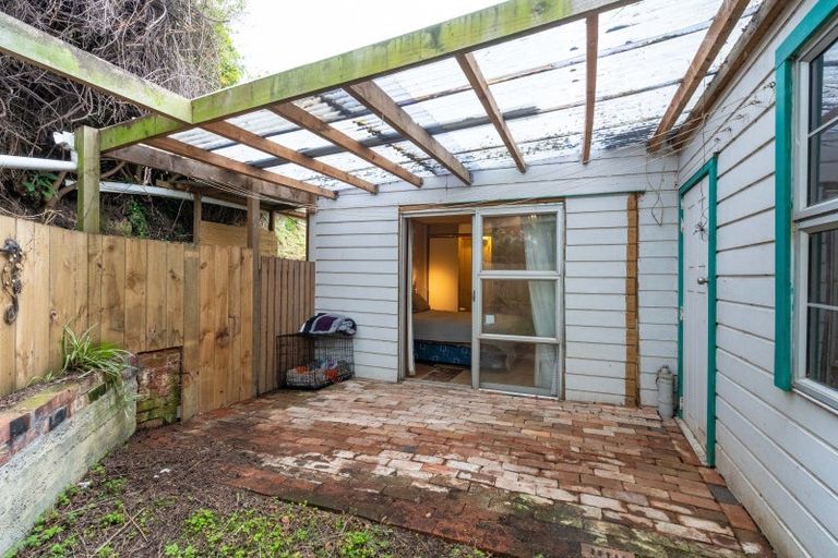 Photo of property in 13 Junction Road, Ravensbourne, Dunedin, 9022