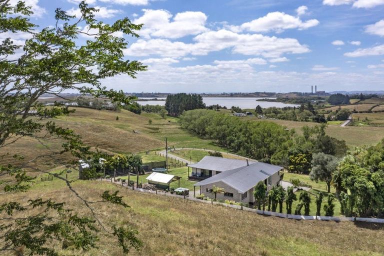 Photo of property in 261d Rotowaro Road, Huntly, 3771