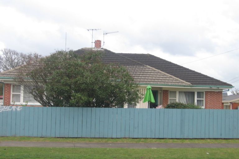 Photo of property in 57 Settlement Road, Papakura, 2110