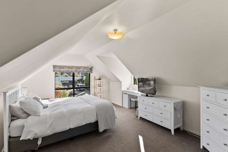 Photo of property in 5 Jacaranda Place, Parklands, Christchurch, 8083