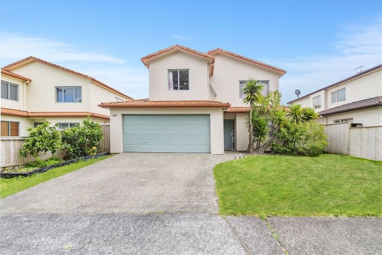 Photo of property in 25 Clavoy Place, East Tamaki, Auckland, 2016