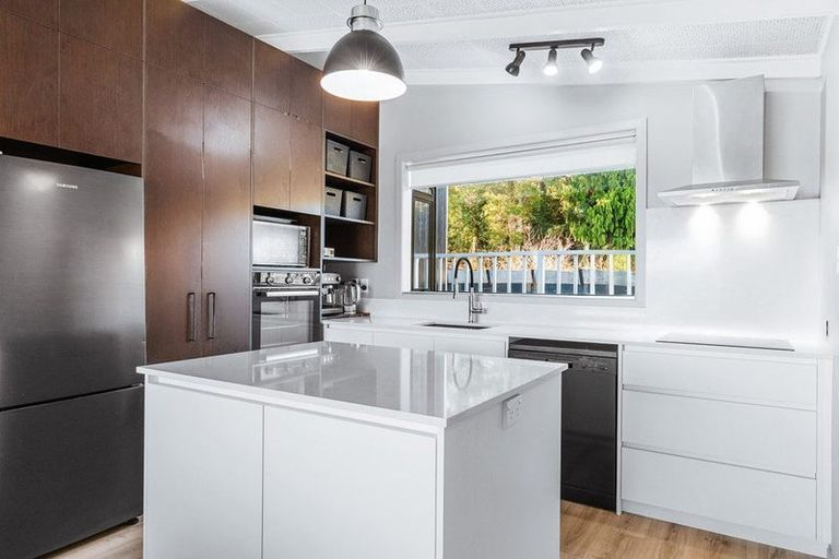 Photo of property in 101 Shepherd Road, Waipahihi, Taupo, 3330