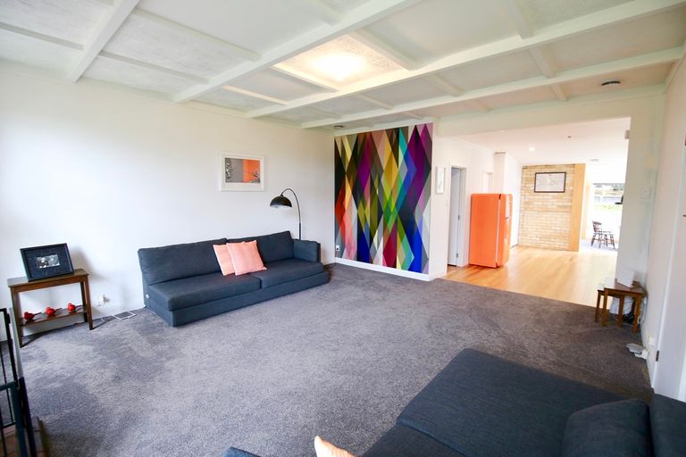 Photo of property in 22 Windsor Road, Maeroa, Hamilton, 3200