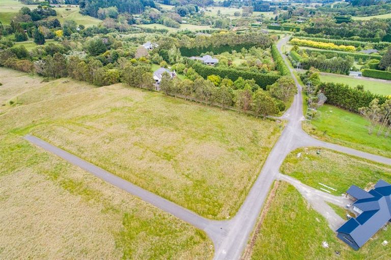 Photo of property in 230 Valley Views, Fitzherbert, Palmerston North, 4472