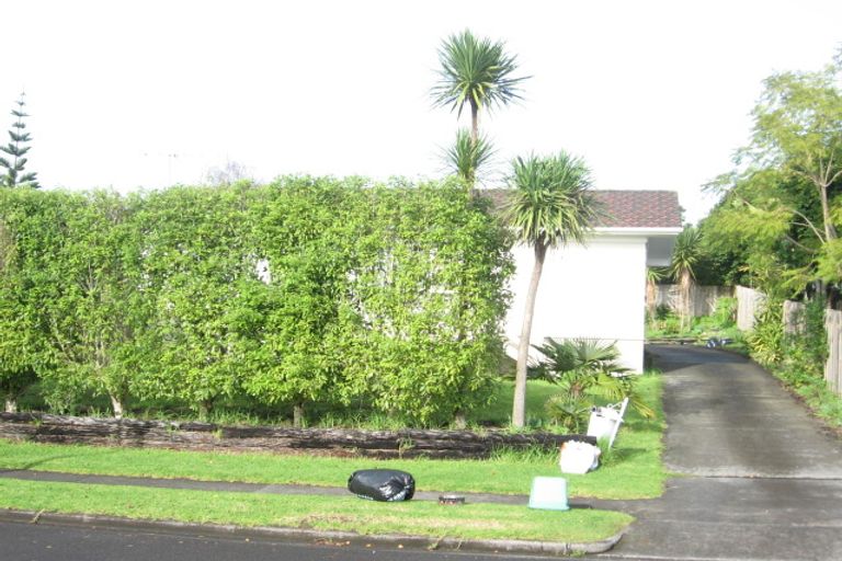 Photo of property in 38 Glennandrew Drive, Half Moon Bay, Auckland, 2012
