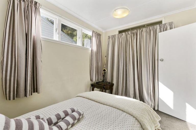 Photo of property in 427 Ohiro Road, Brooklyn, Wellington, 6021