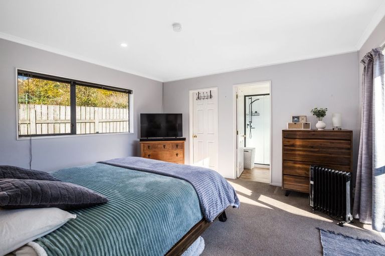 Photo of property in 10 Ribbonwood Terrace, Ranui, Porirua, 5024