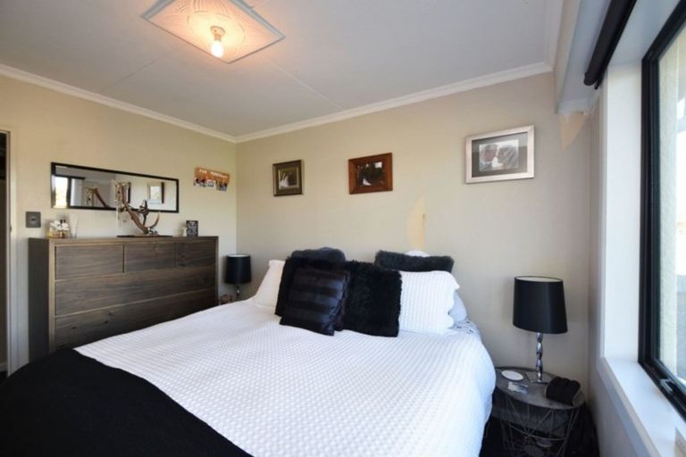 Photo of property in 33 Eton Street, Otautau, 9610