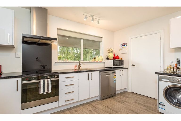 Photo of property in 5/101 Carlton Mill Road, Merivale, Christchurch, 8014