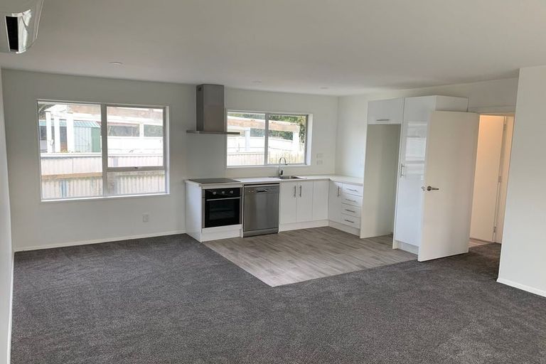 Photo of property in 2/483 Wairakei Road, Burnside, Christchurch, 8053