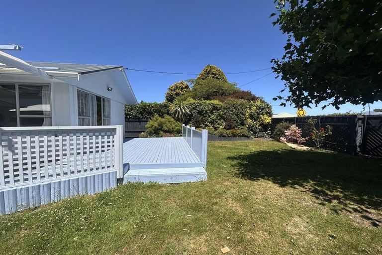 Photo of property in 45 Middlepark Road, Sockburn, Christchurch, 8042