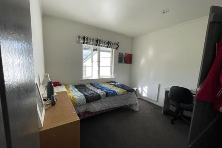 Photo of property in 38 Hythe Terrace, Mairangi Bay, Auckland, 0630