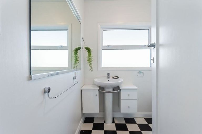 Photo of property in 60 Grants Road, Papanui, Christchurch, 8053