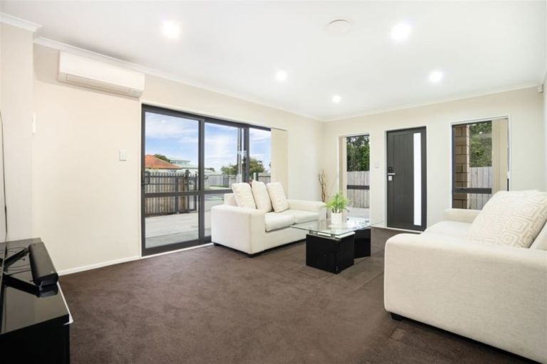 Photo of property in 93b Puhinui Road, Papatoetoe, Auckland, 2104