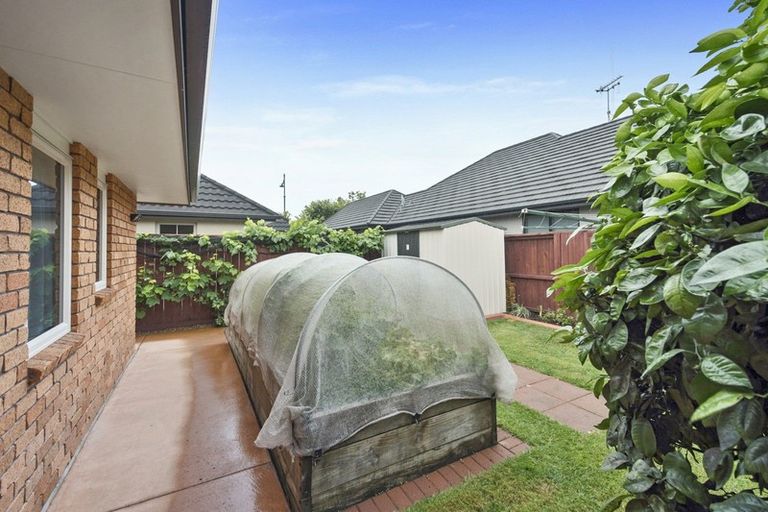 Photo of property in 30 The Esplanade, Huntington, Hamilton, 3210