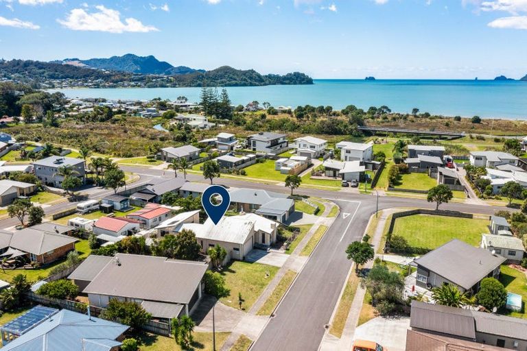 Photo of property in 4 Captain Wood Avenue, Whitianga, 3510