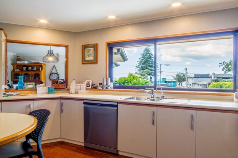 Photo of property in 72 Pohutukawa Avenue, Ohope, 3121