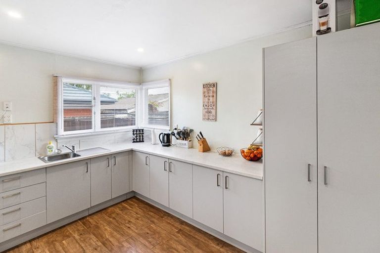 Photo of property in 68 Racecourse Road, Sockburn, Christchurch, 8042