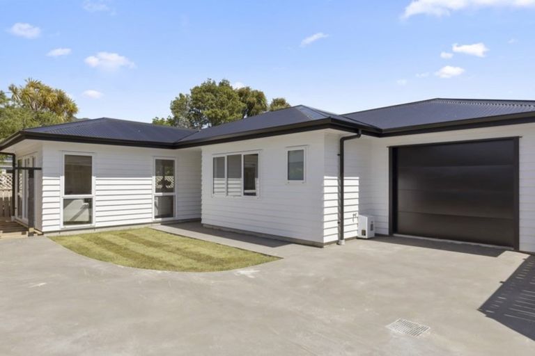 Photo of property in 38a Cambridge Terrace, Waiwhetu, Lower Hutt, 5010