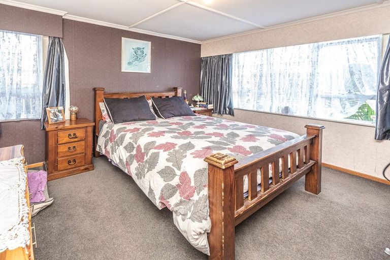 Photo of property in 32 Hood Street, Castlecliff, Whanganui, 4501