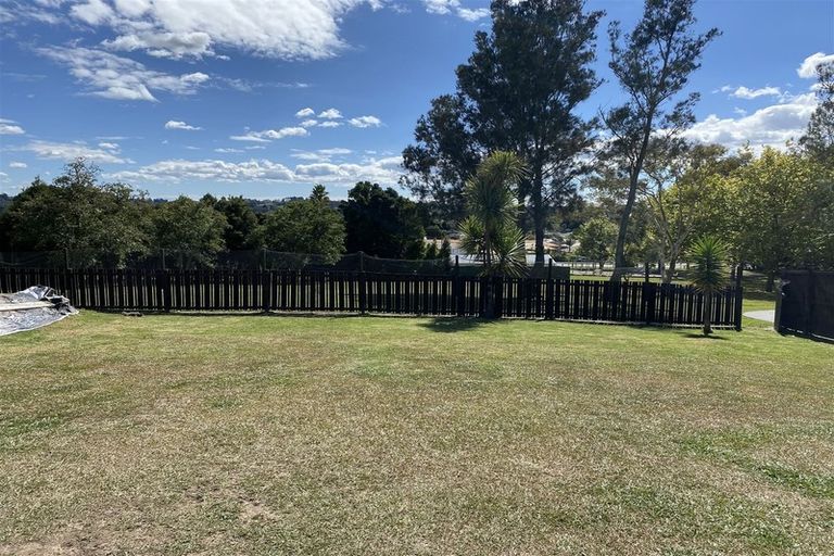 Photo of property in 12 Jillian Drive, Ranui, Auckland, 0612