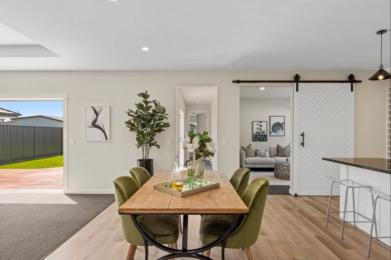 Photo of property in 16 Ruapehu Road, Poraiti, Napier, 4112