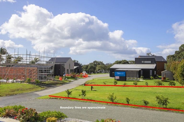 Photo of property in 10 Citrus Place, Mangawhai, 0505
