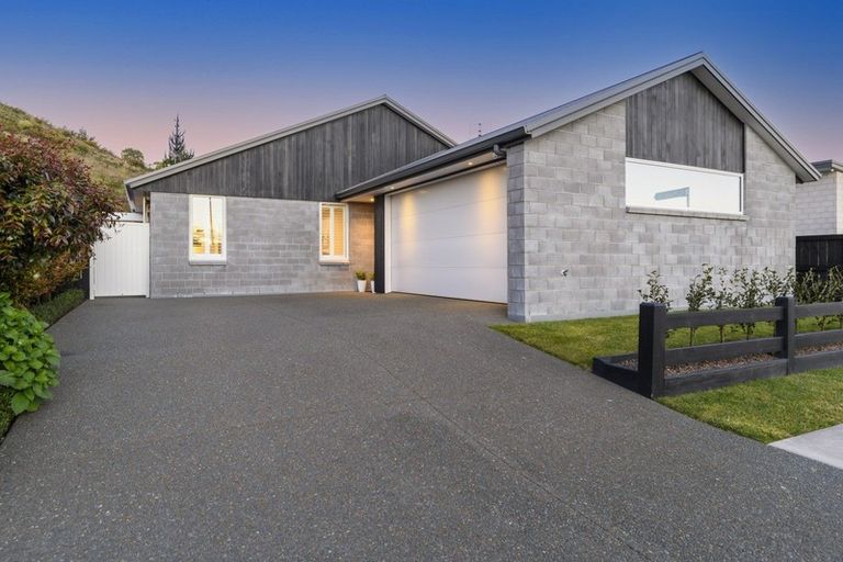 Photo of property in 30 Saint Pauls Drive, Brookfield, Tauranga, 3110