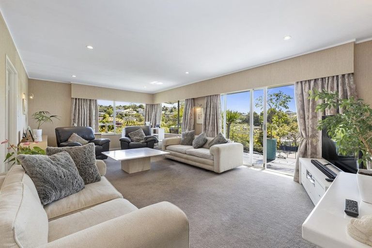 Photo of property in 10 Ponui Place, Mairangi Bay, Auckland, 0630