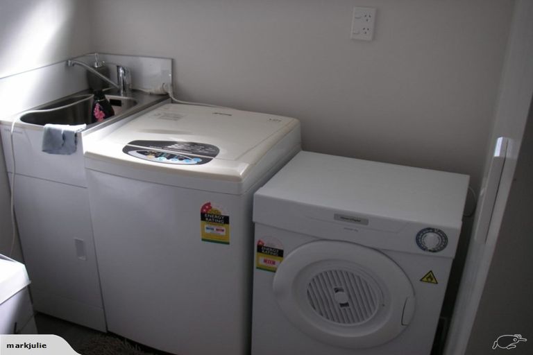 Photo of property in 2/41 Manson Street, Terrace End, Palmerston North, 4410