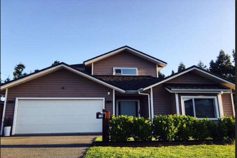 Photo of property in 18 Wawatai Drive, Karaka, Papakura, 2113