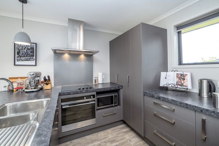 Photo of property in 13 Stoneleigh Drive, Solway, Masterton, 5810