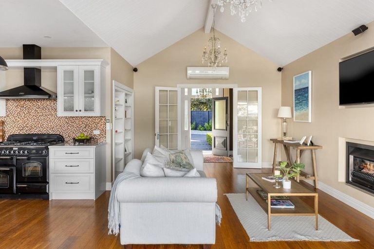 Photo of property in 34 Black Barn Lane, Bethlehem, Tauranga, 3110