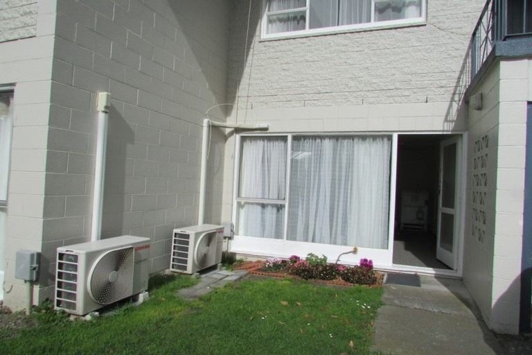 Photo of property in 5/53 Brockworth Place, Riccarton, Christchurch, 8011