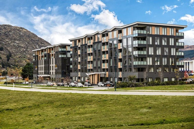 Photo of property in Kawarau Residences, 114/16 Mountain Ash Drive, Frankton, Queenstown, 9300