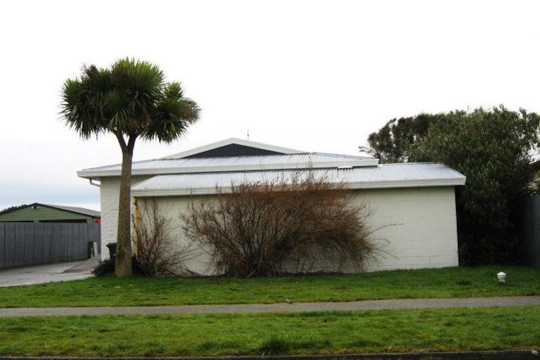 Photo of property in 220 Bowmont Street, Georgetown, Invercargill, 9812