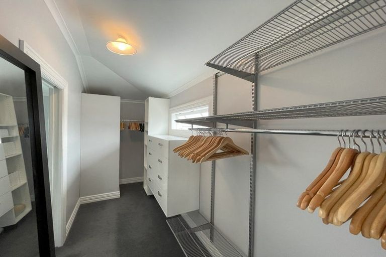 Photo of property in 11 Colenso Avenue, Hospital Hill, Napier, 4110