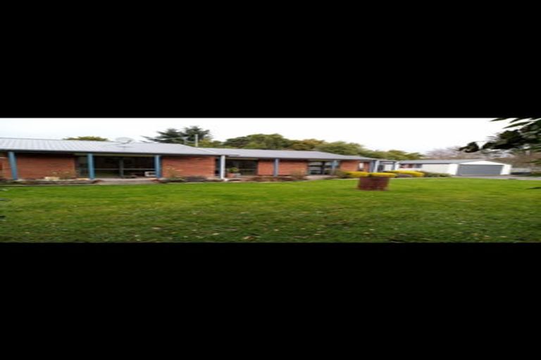 Photo of property in 1 Knight Street, Oxford, 7430