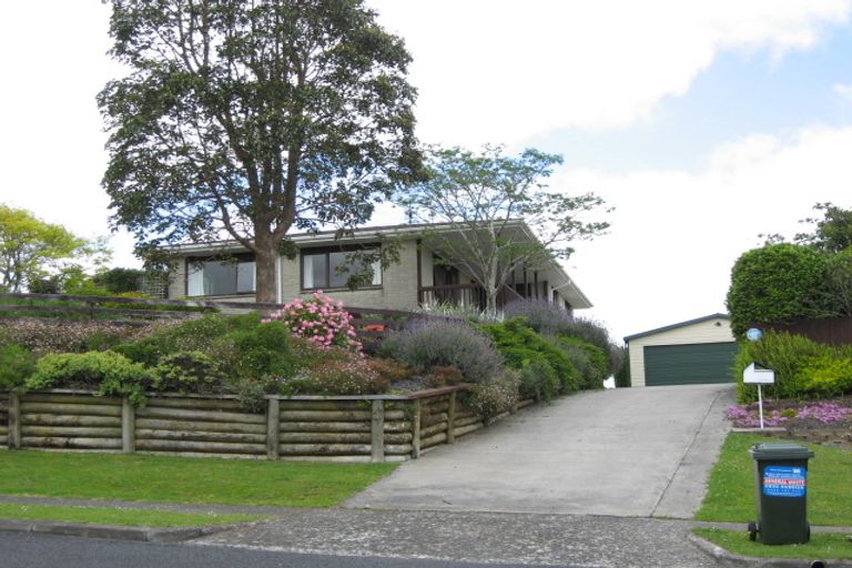 Photo of property in 8 Cherry Crescent, Pukekohe, 2120