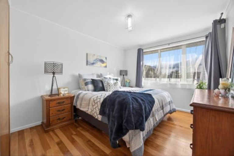 Photo of property in 14 Mangos Place, Pakuranga, Auckland, 2010